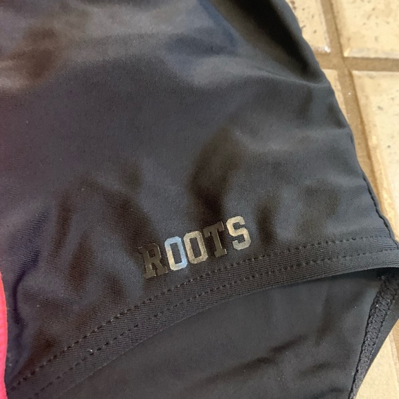 Roots Black & Coral Zip-Front One-Piece Swimsuit - Size 16 - Picture 5 of 8